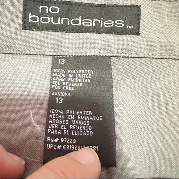 Vintage Y2K No Boundaries Grey mini cargo skirt with pockets juniors size 13 - Picture 6 of 12